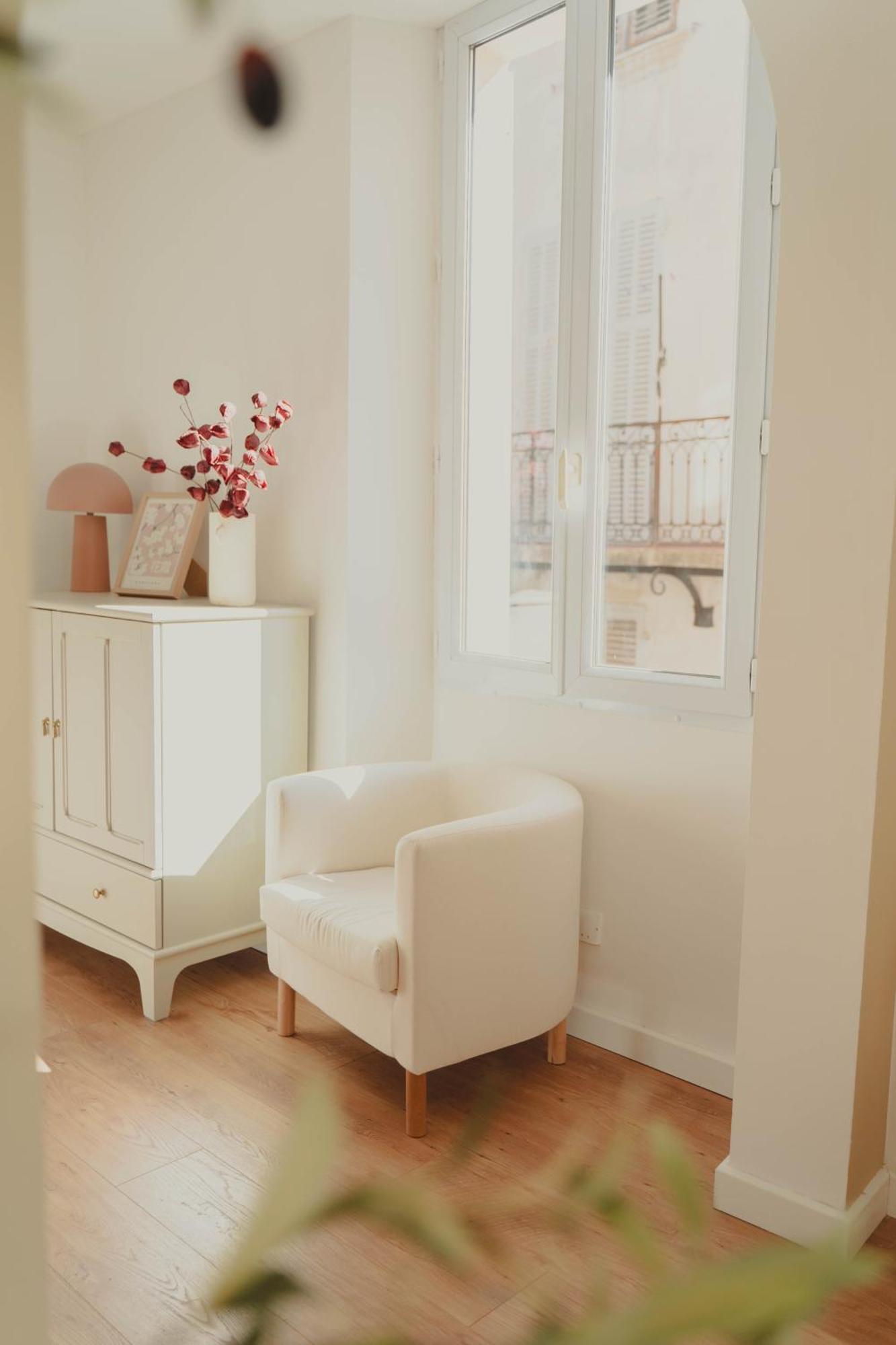 Au Coeur De Hyeres, Ideal Pour Les Couples ! Екстер'єр фото